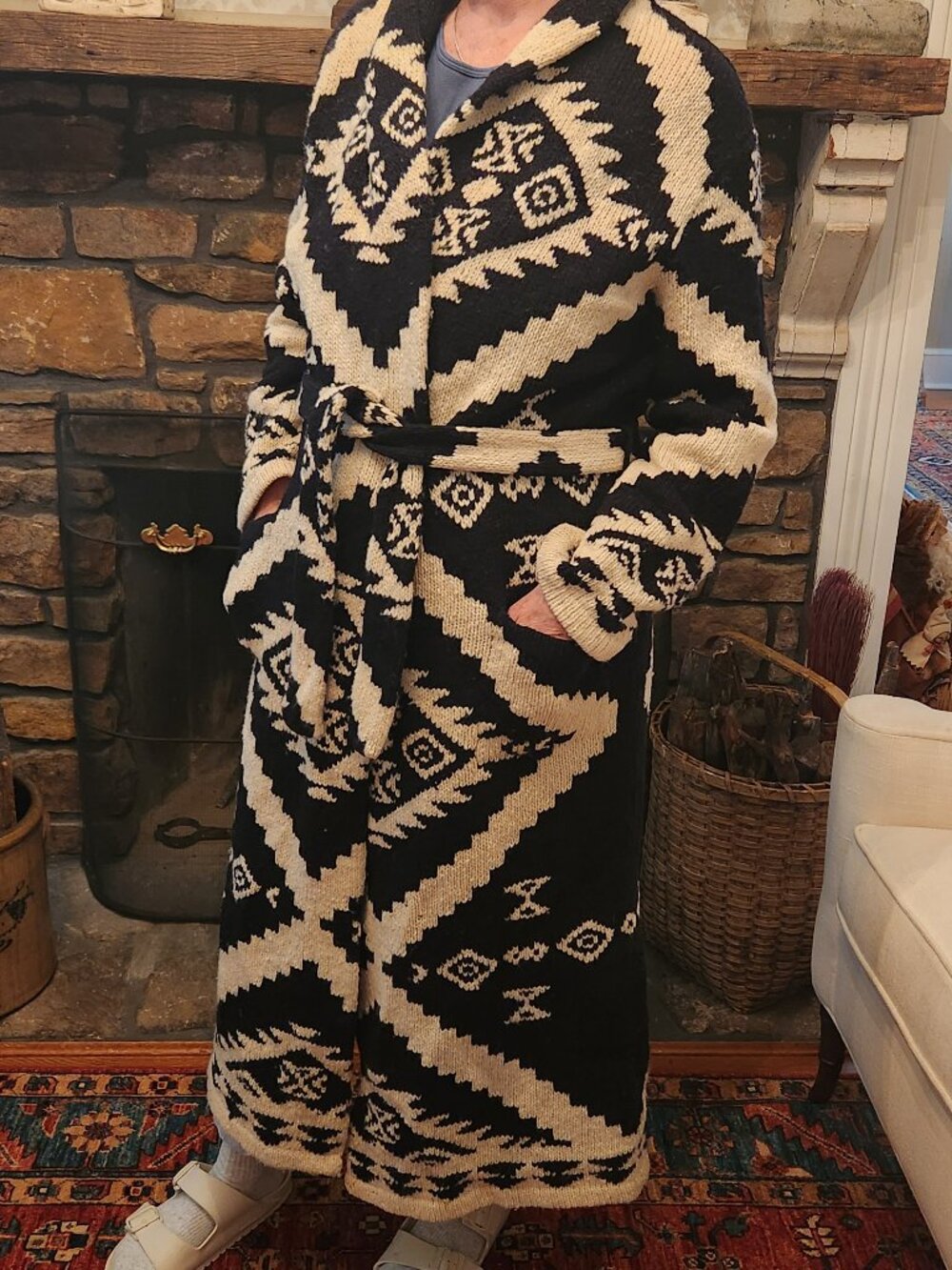 Ralph Lauren Vintage Hand-knit Southwestern-style Wool Cardigan - Picture 2 of 11